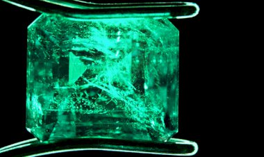 A Qualidade e o Valor de uma Esmeralda Dependem da Combinação de Alguns Critérios