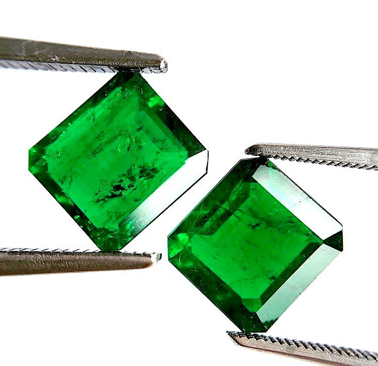 The Use of Oil in the Treatment of Emeralds