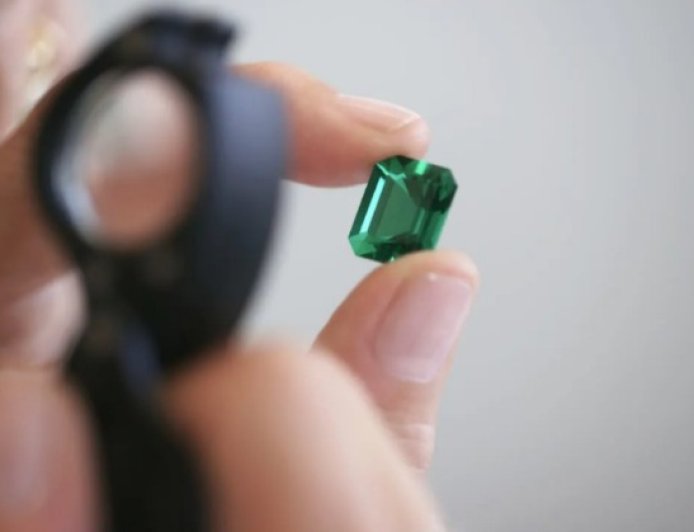 Guia para Comprar Esmeraldas Lapidadas