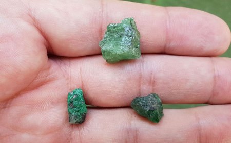 Pedras Verdes Encontradas no Brasil (além da Esmeralda)